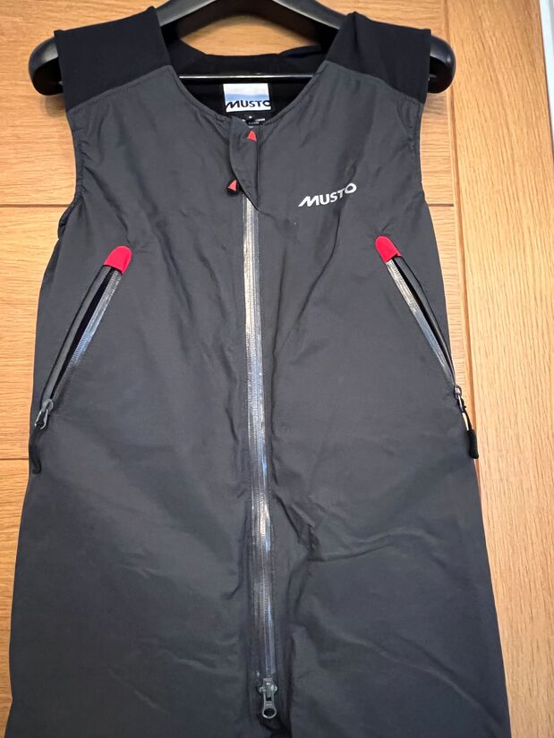 musto gore-tex fleece-lined salopettes (small)